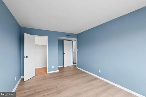 $2,000 | 5801 Quantrell Avenue, Unit 502, Alexandria, VA 22312