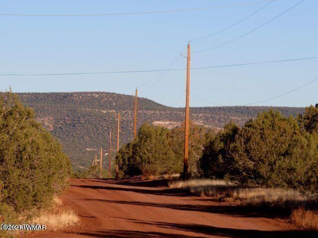 3064 Cumberland Road Williams, AZ 86046 - Photo 5 of 8 Gallery Image 5