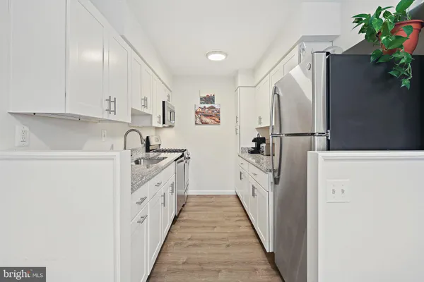$279,000 | 3355 University Boulevard West, Unit T2, Kensington, MD 20895