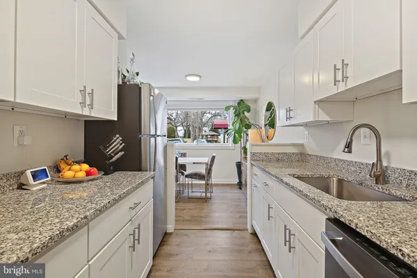 $279,000 | 3355 University Boulevard West, Unit T2, Kensington, MD 20895