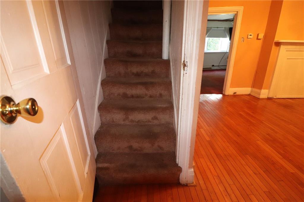 3397 Ridgway Street Pittsburgh, PA 15213 - Photo 20 of 33 a view of closet