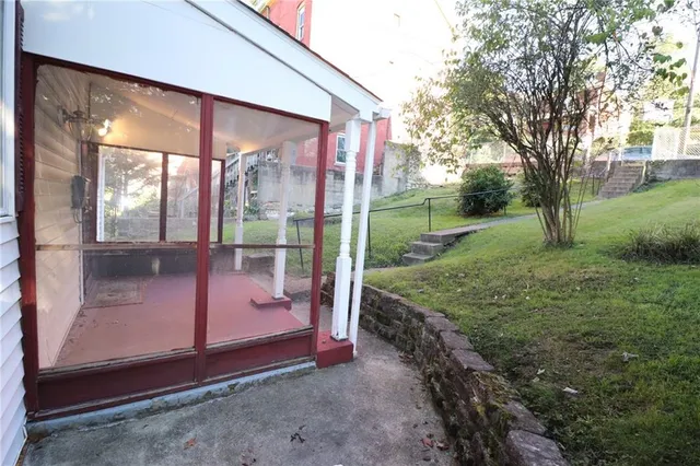 a view of outdoor space