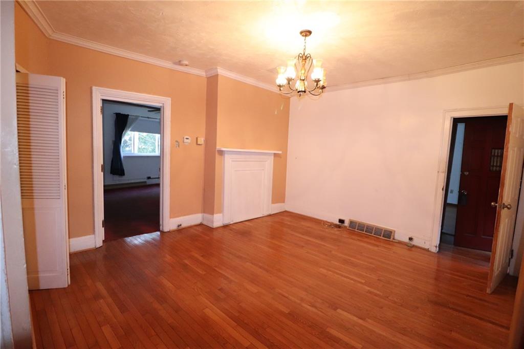 3397 Ridgway Street Pittsburgh, PA 15213 - Photo 5 of 33 a view of empty room with wooden floor