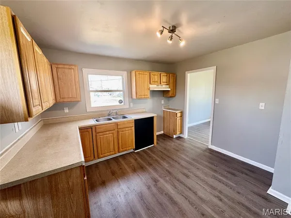 $1,500 | 121 St Dorothy Drive, Cahokia, IL 62206