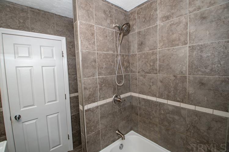 59379 Mayflower Road South Bend, IN 46614 - Photo 11 of 27 Gallery Image 11
