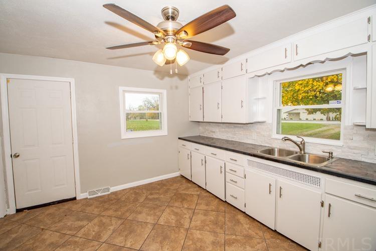 59379 Mayflower Road South Bend, IN 46614 - Photo 19 of 27 Gallery Image 19