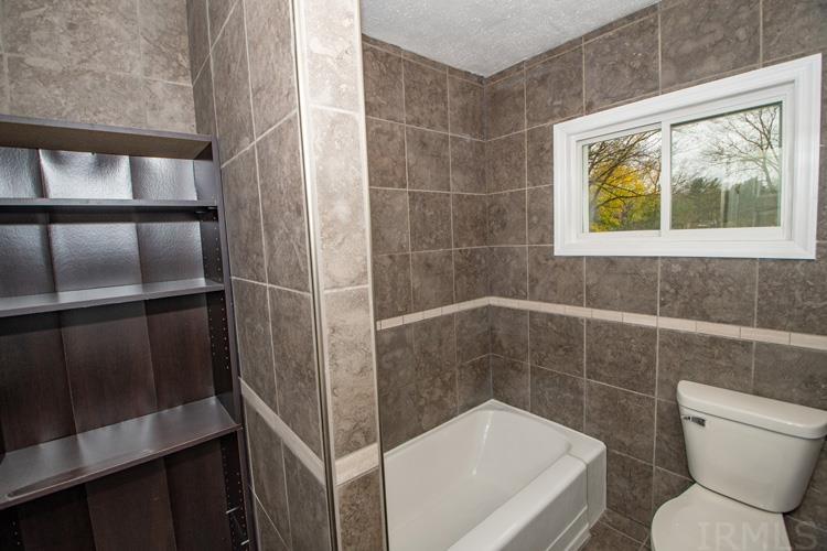 59379 Mayflower Road South Bend, IN 46614 - Photo 10 of 27 Gallery Image 10