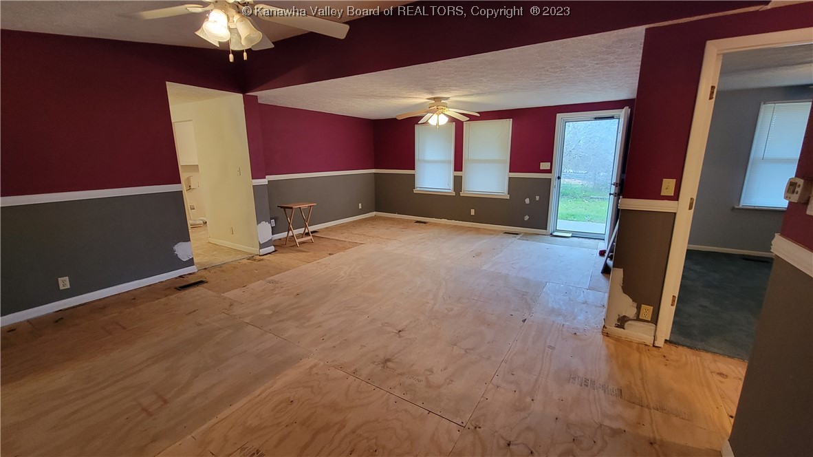 1038 Watts Chapel Road Kenna, WV 25248 - Photo 9 of 24 Gallery Image 9