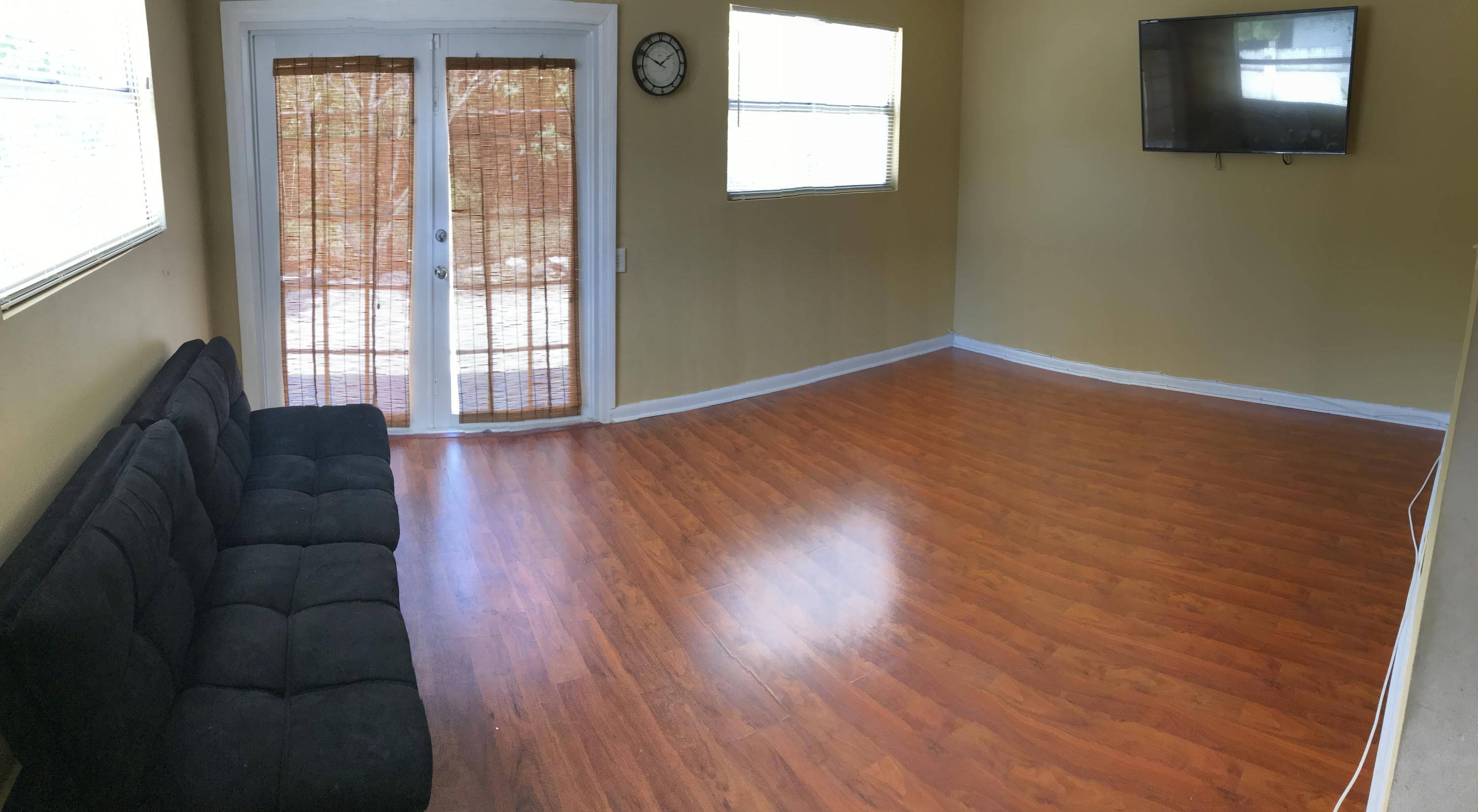 6231 Southwest 8th Street North Lauderdale, FL 33068 - Photo 6 of 13 2017-04-27 13.51.01