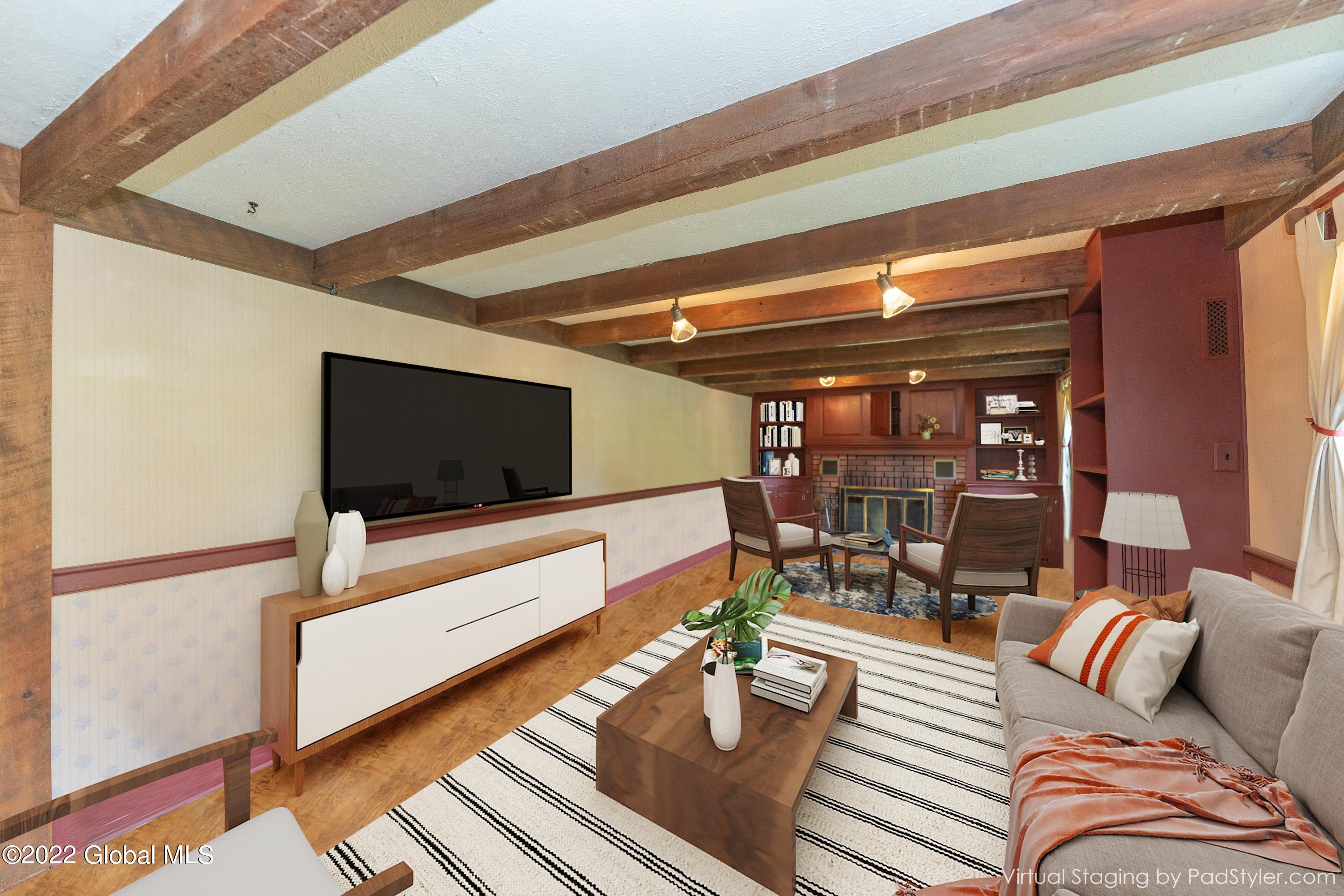 313 Columbia Hill Road Poestenkill, NY 12018 - Photo 29 of 98 16612578733_living1