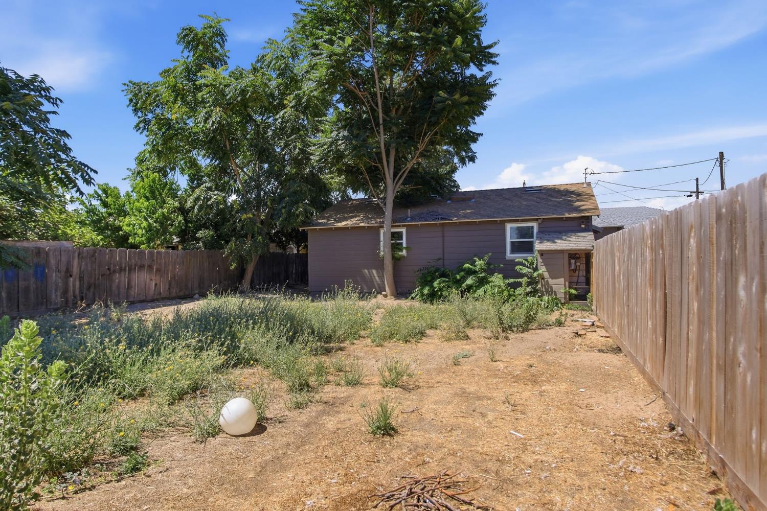 917 9th Street Turlock, CA 95380 - Photo 17 of 39