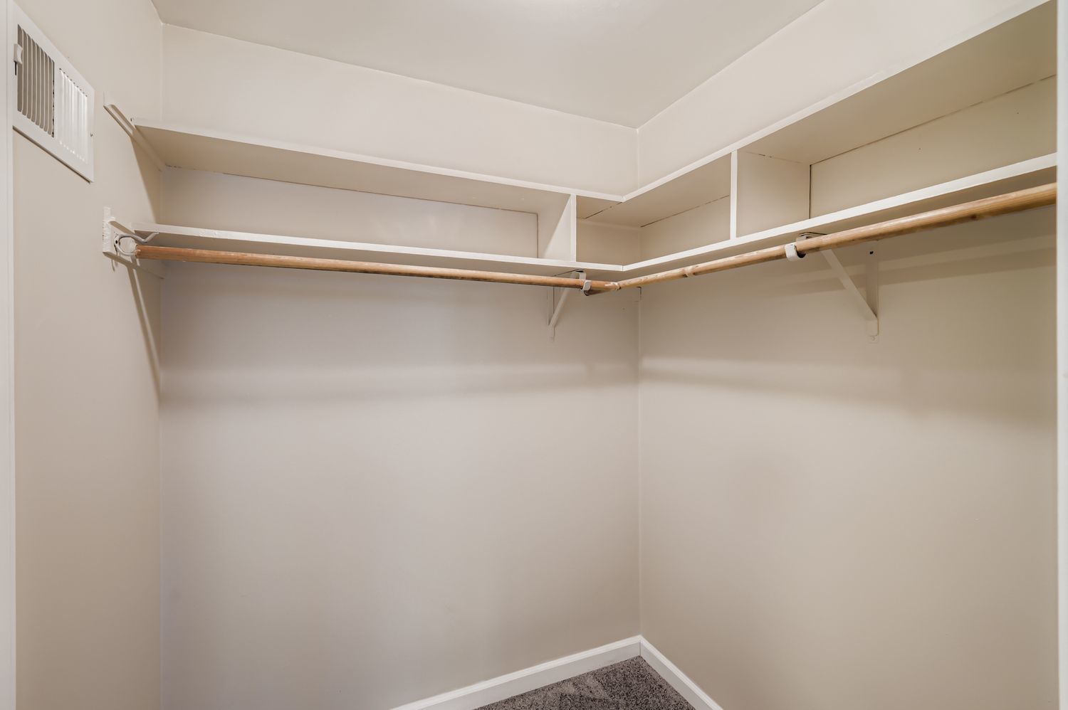 10048 South Pulaski Road, Unit 1E Oak Lawn, IL 60453 - Photo 12 of 27 a view of an empty walk in closet