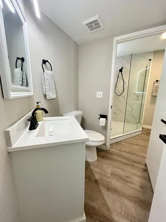 $2,650 | 4212 East Sandia Street, Phoenix, AZ 85044