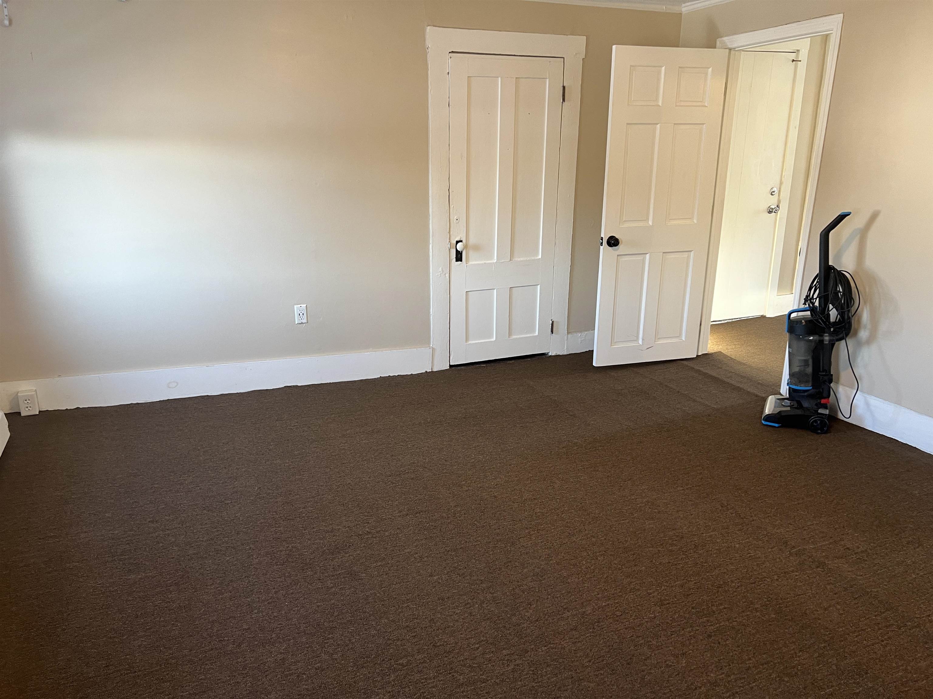 Undisclosed Address Derry, NH 03038 - Photo 7 of 8