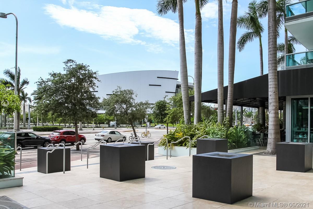 900 Biscayne Boulevard, Unit 4702 Miami, FL 33132 - Photo 25 of 25