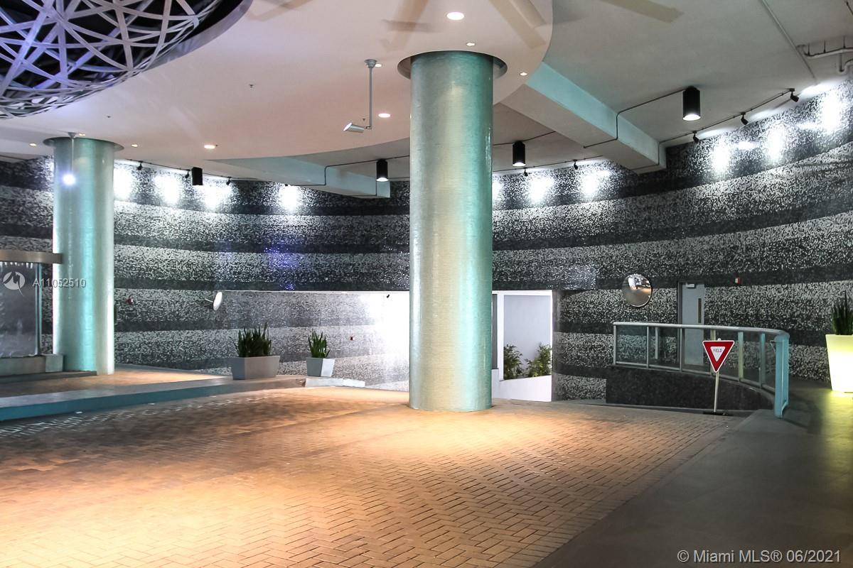 900 Biscayne Boulevard, Unit 4702 Miami, FL 33132 - Photo 5 of 25