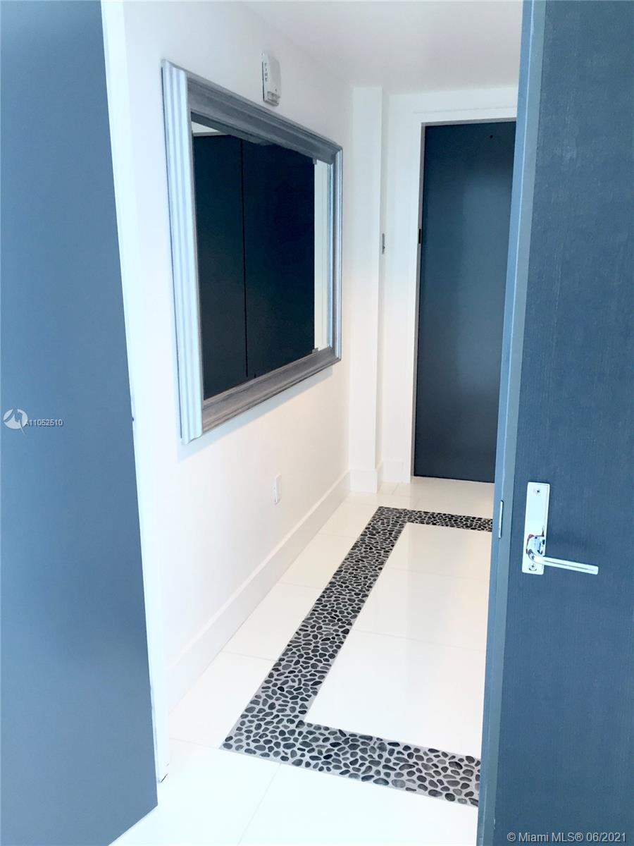 900 Biscayne Boulevard, Unit 4702 Miami, FL 33132 - Photo 6 of 25