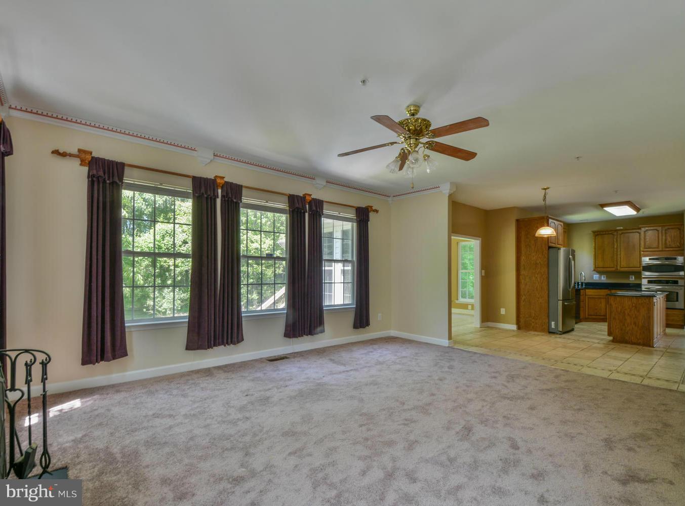 11207 Poplar Grove Court Laurel, MD 20708 - Photo 11 of 30 Family Room