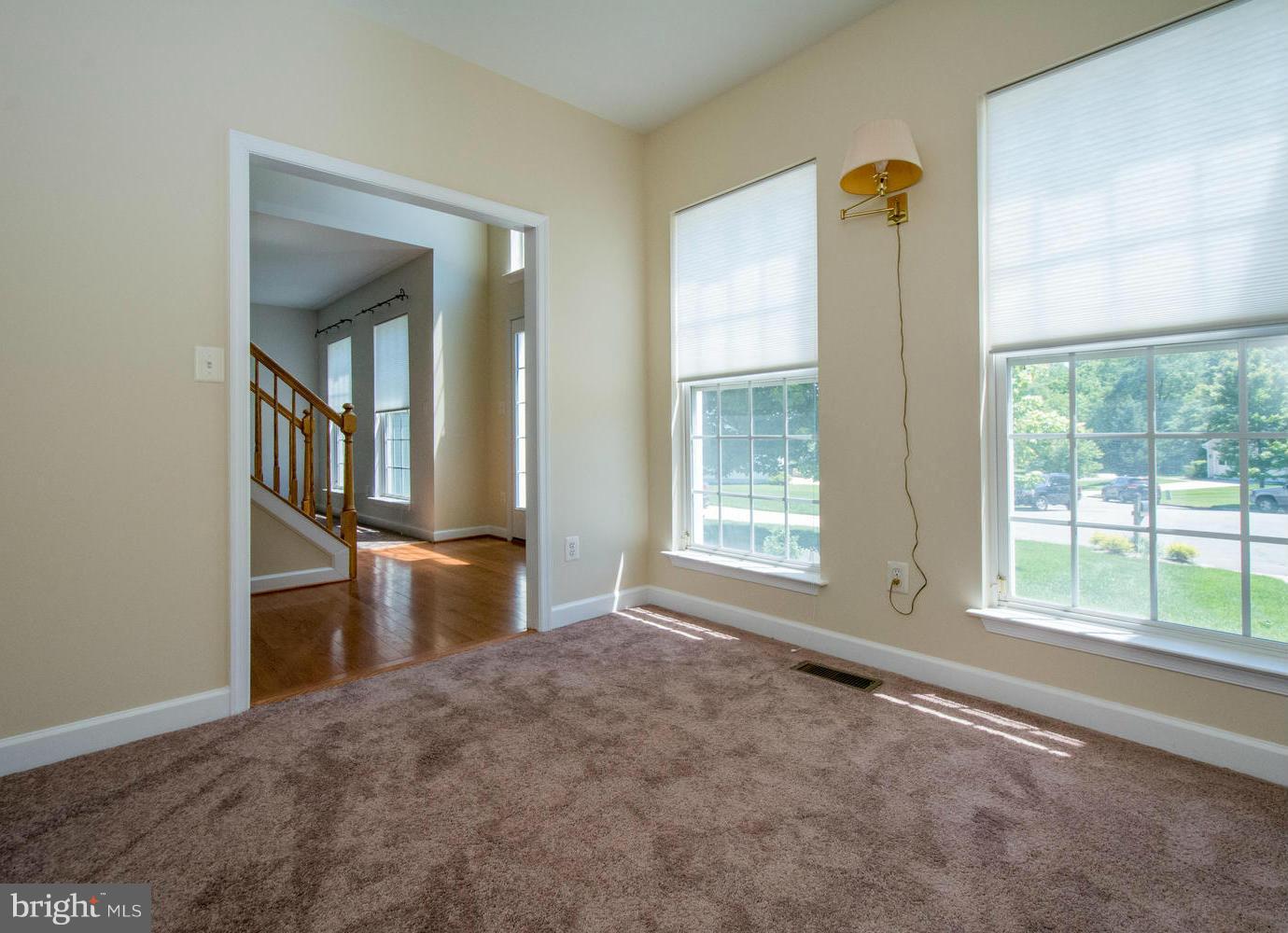 11207 Poplar Grove Court Laurel, MD 20708 - Photo 4 of 30 Interior (General)