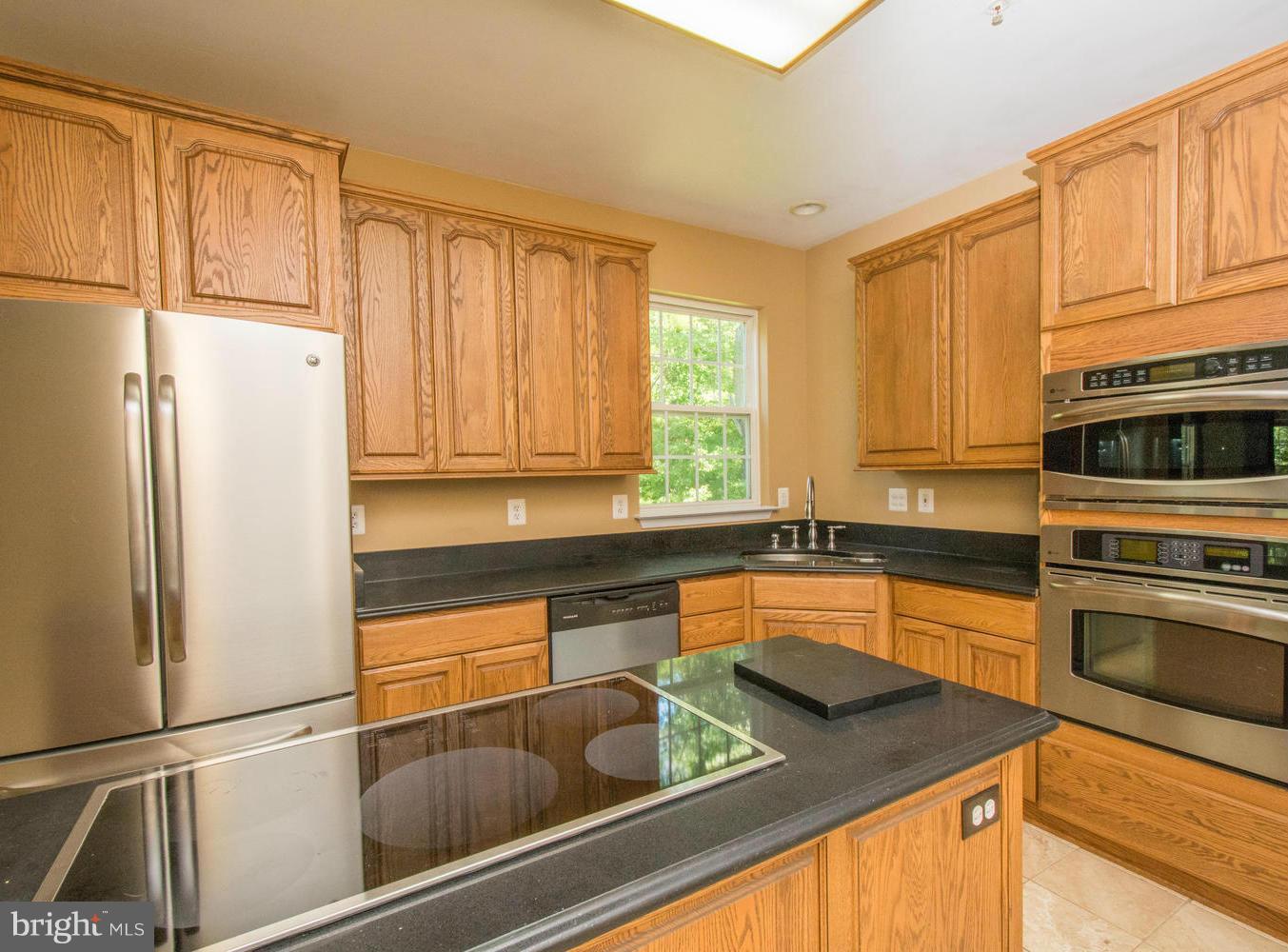 11207 Poplar Grove Court Laurel, MD 20708 - Photo 7 of 30 Kitchen