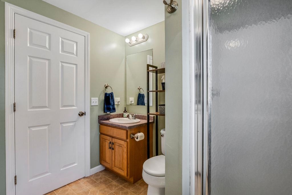 27 Shatagee Road Raymond, NH 03077 - Photo 19 of 37