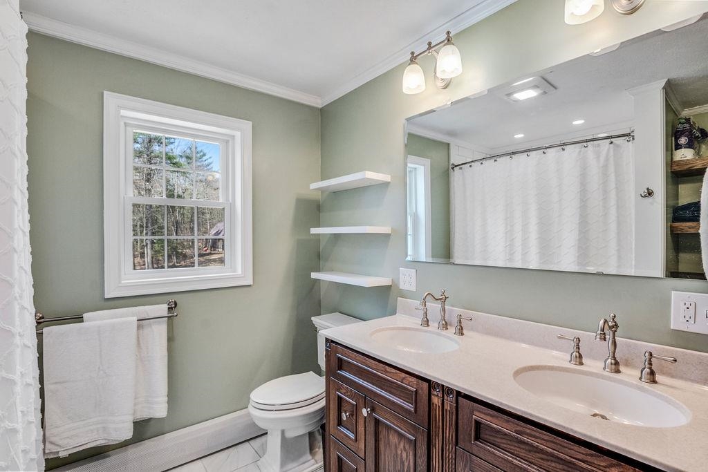 27 Shatagee Road Raymond, NH 03077 - Photo 23 of 37
