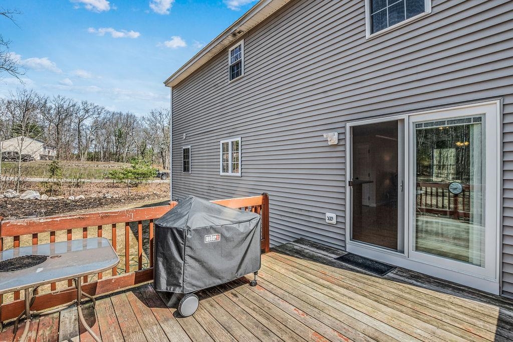 27 Shatagee Road Raymond, NH 03077 - Photo 33 of 37
