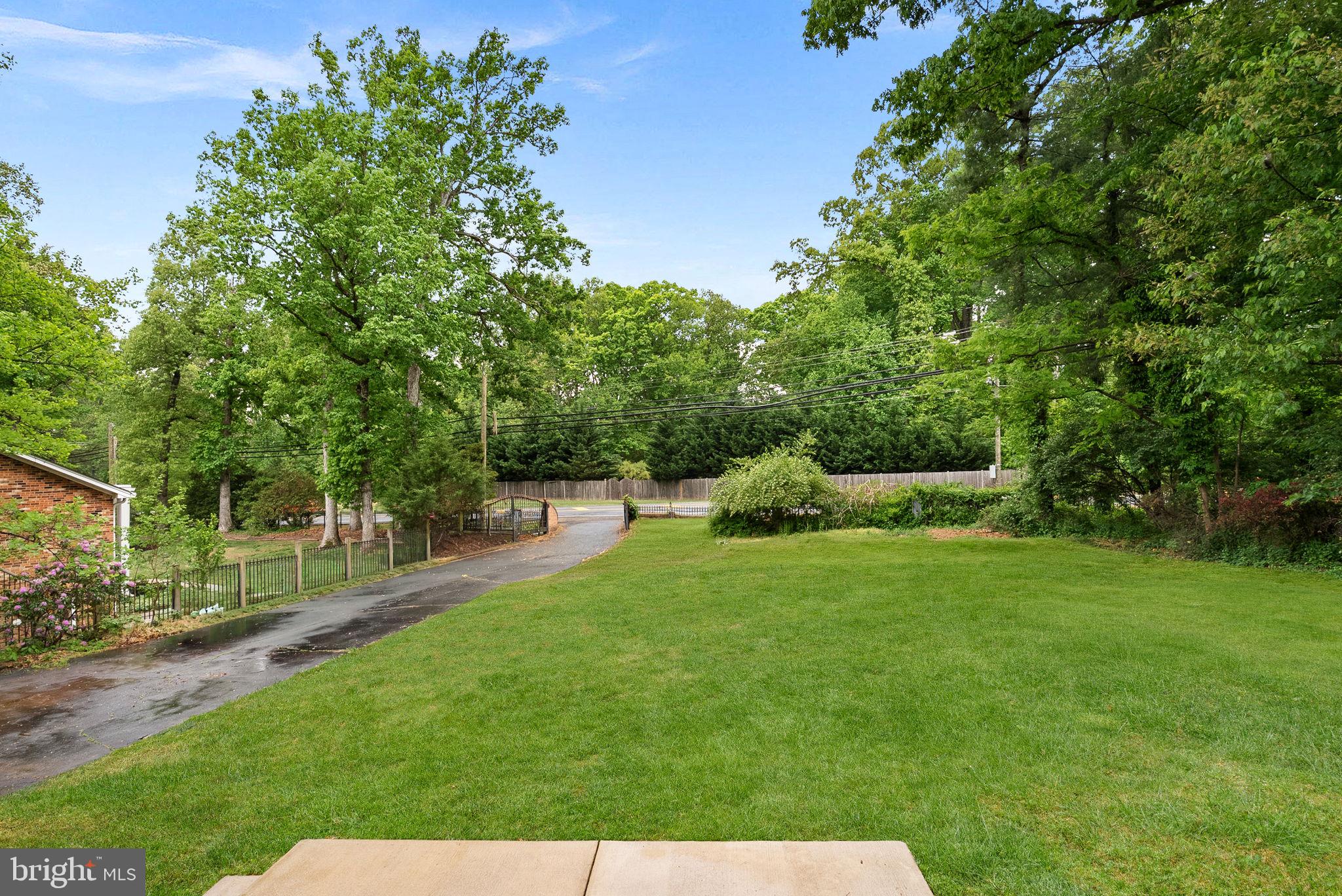 2435 Hunter Mill Road Vienna, VA 22181 - Photo 3 of 6