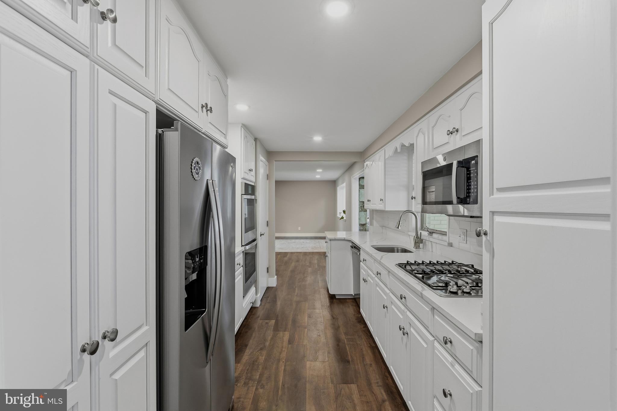 3936 Martin Road Huntingdon Valley, PA 19006 - Photo 25 of 75 Gallery Image 25