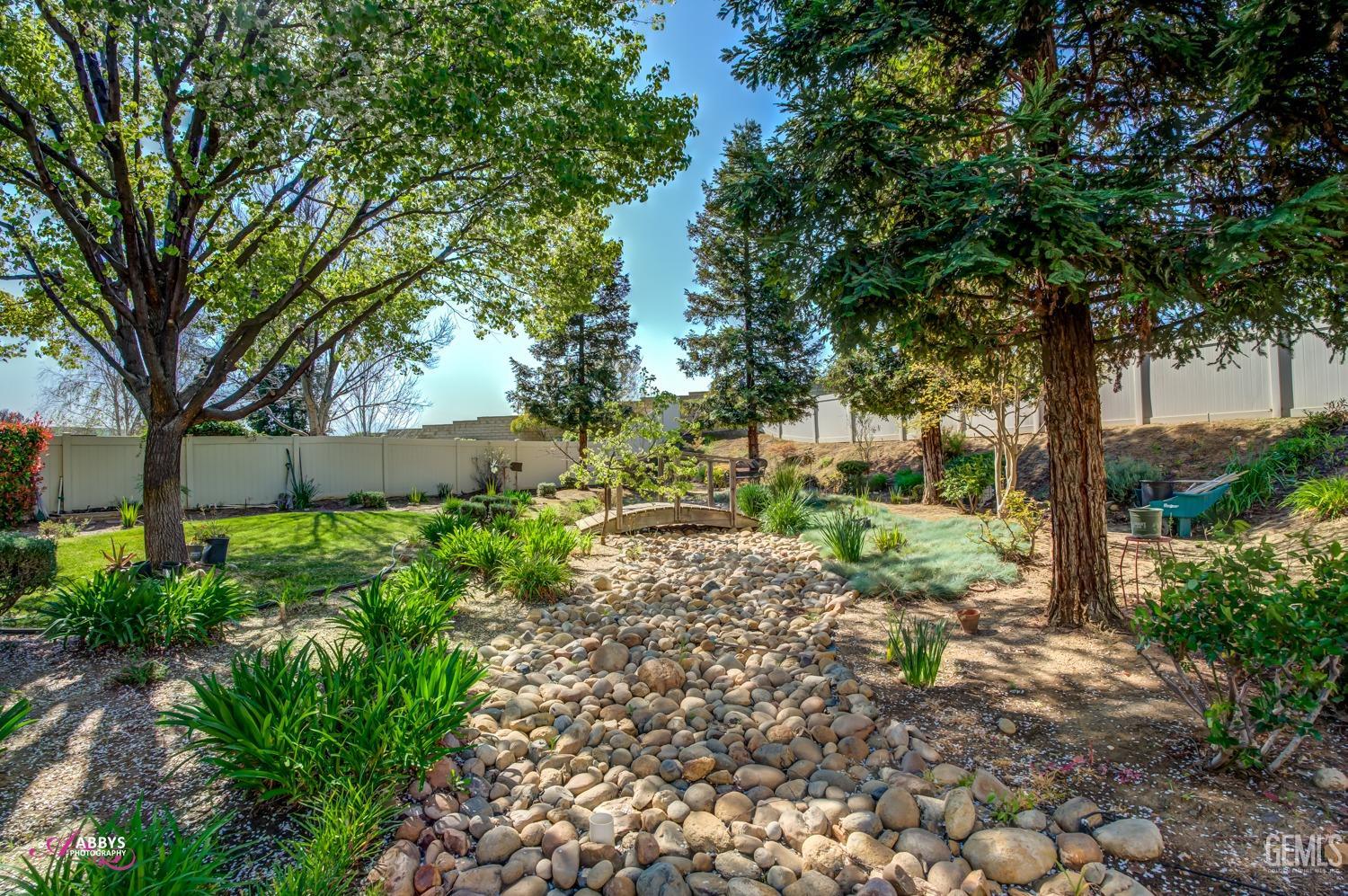 Undisclosed Address Bakersfield, CA 93306 - Photo 29 of 51 a view of backyard with green space