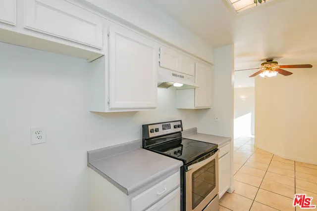 $475,000 | 7651 Reseda Boulevard, Unit 3T, Reseda, CA 91335