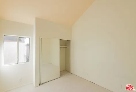 $475,000 | 7651 Reseda Boulevard, Unit 3T, Reseda, CA 91335