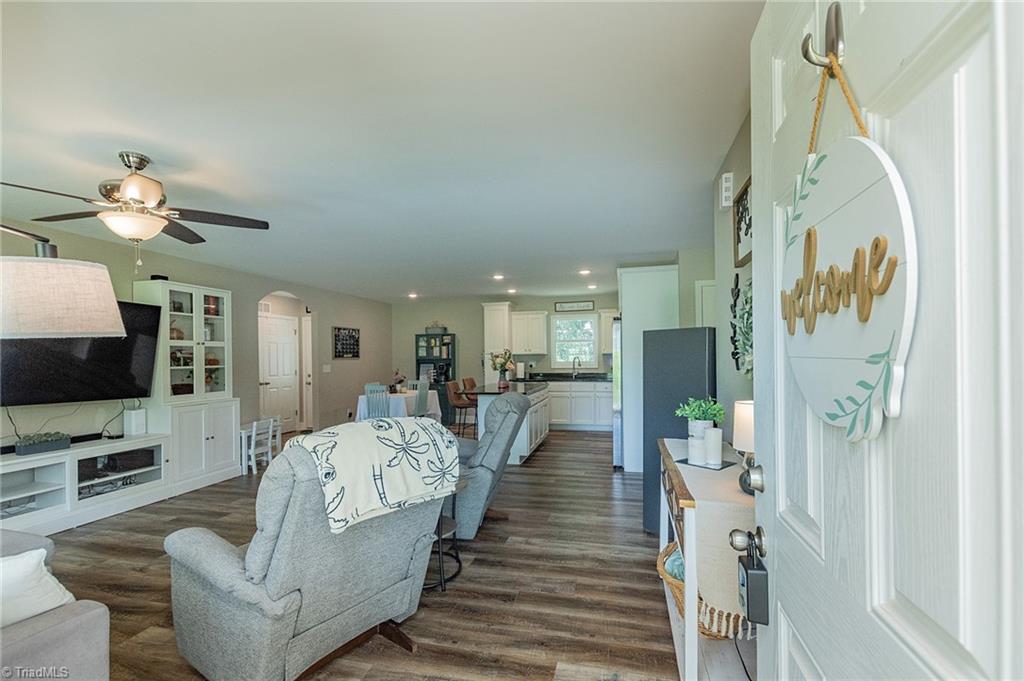 185 Broadway Road Lexington, NC 27295 - Photo 9 of 40 Gallery Image 9