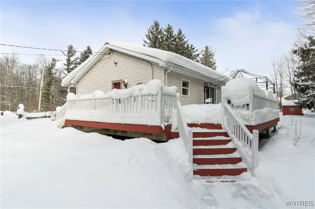 $265,000 | 7441 Derby Road, Evans, NY 14047