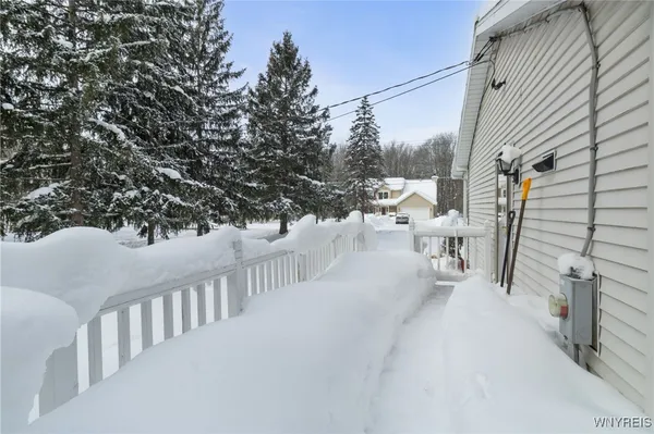 $265,000 | 7441 Derby Road, Evans, NY 14047