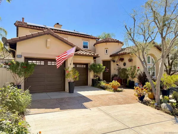 $1,129,000 | 3320 Wild Oak Lane, Escondido, CA 92027