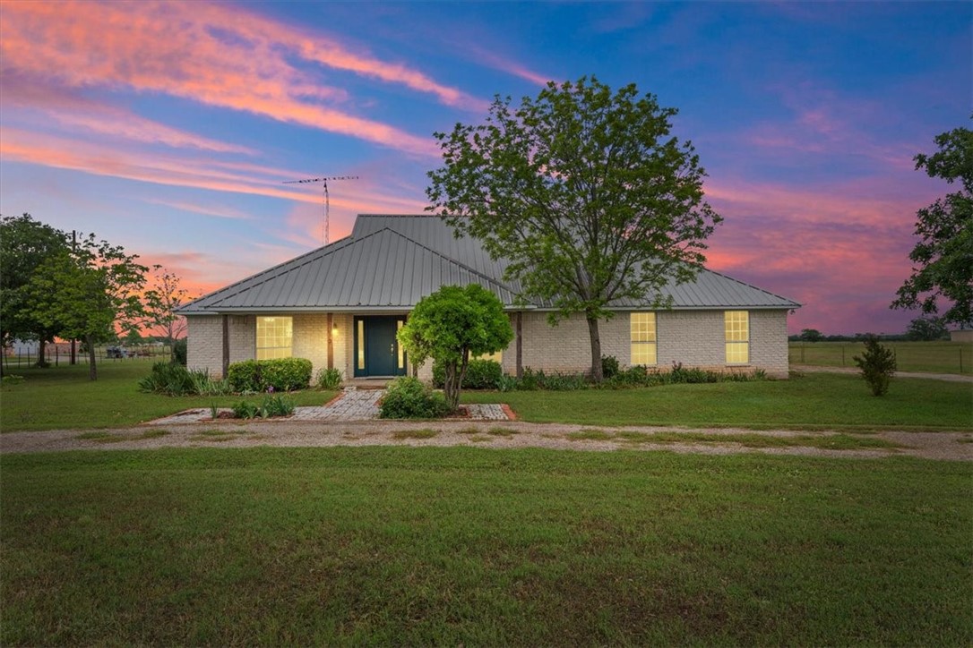 948 Middle Windsor Road McGregor, TX 76657 - Photo 1 of 1 Gallery Image 1
