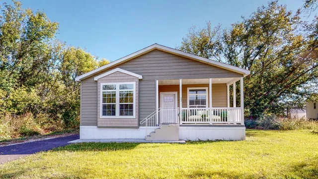 $267,500 | 3611 85th Street Northwest, Unit 242, Oronoco, MN 55960