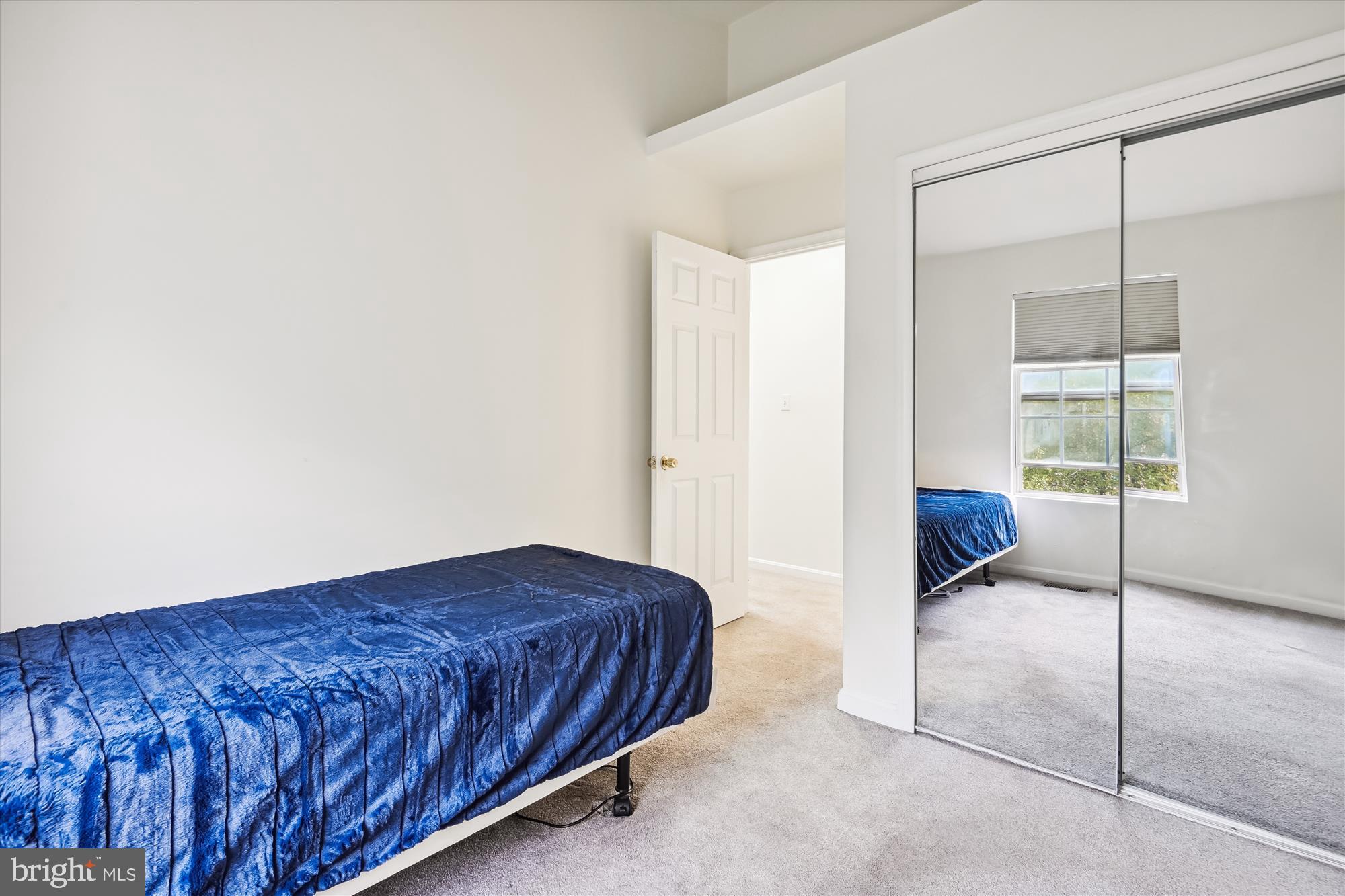 6132 Kendra Way Centreville, VA 20121 - Photo 17 of 60 Bedroom