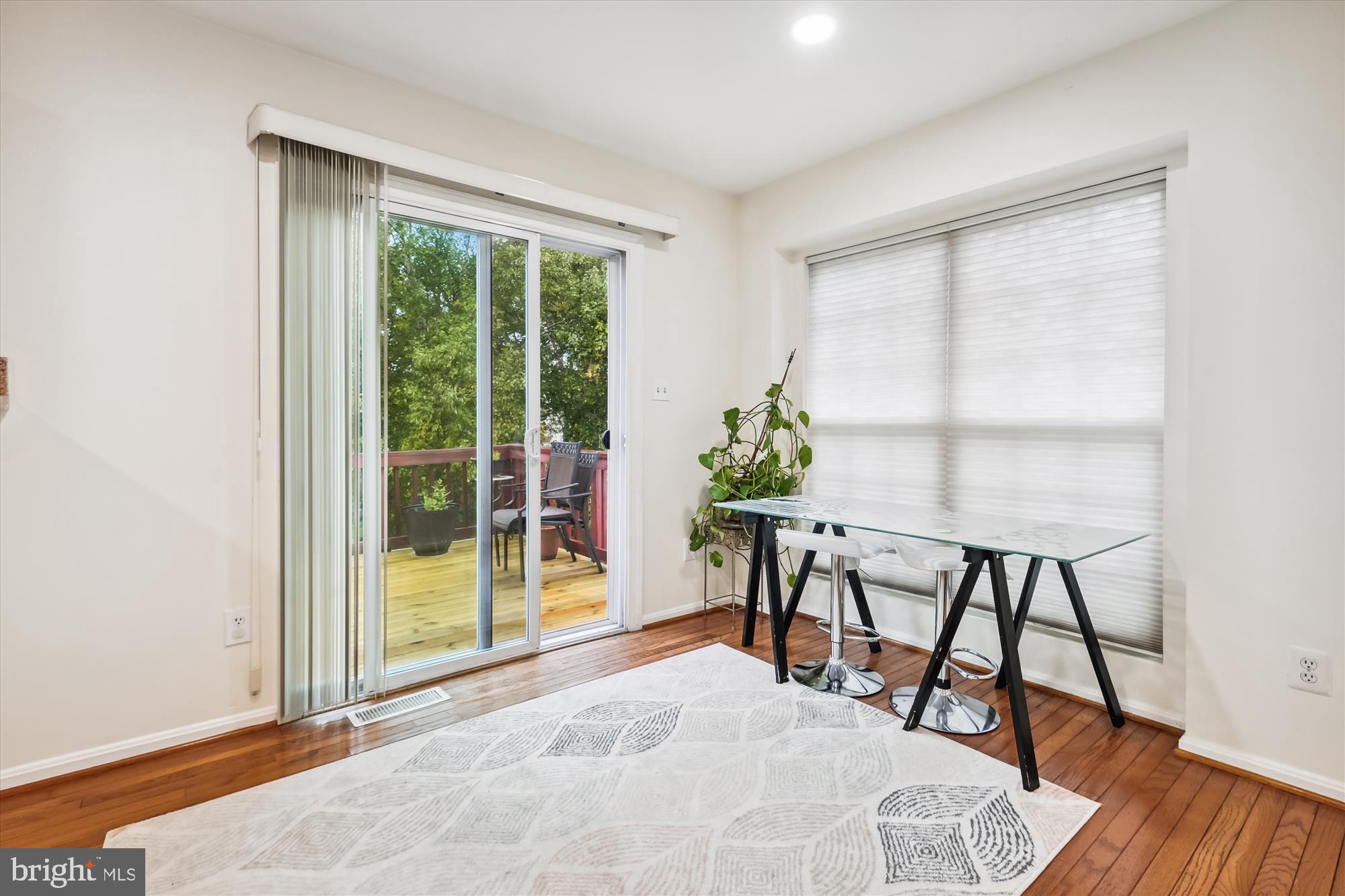 6132 Kendra Way Centreville, VA 20121 - Photo 9 of 60 Dining Room