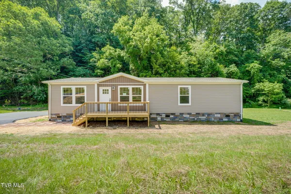 $279,900 | 876 Bell Ridge Road, Kingsport, TN 37660