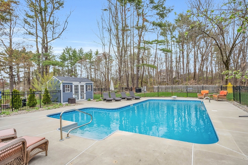10 Jenkins Road Andover, MA 01810 - Photo 3 of 42 Gallery Image 3
