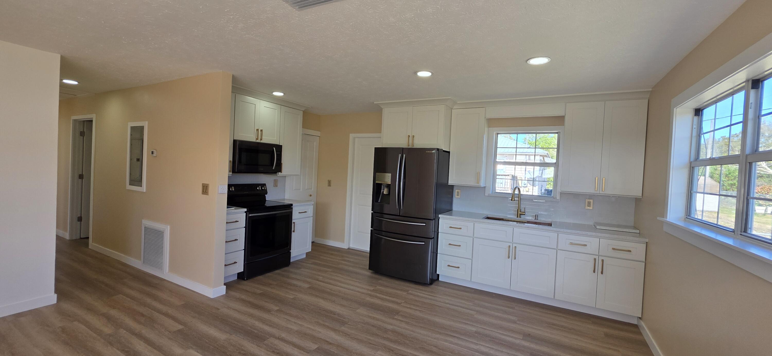 3095 Northwest 36th Street Okeechobee, FL 34972 - Photo 4 of 16 20260128_131751