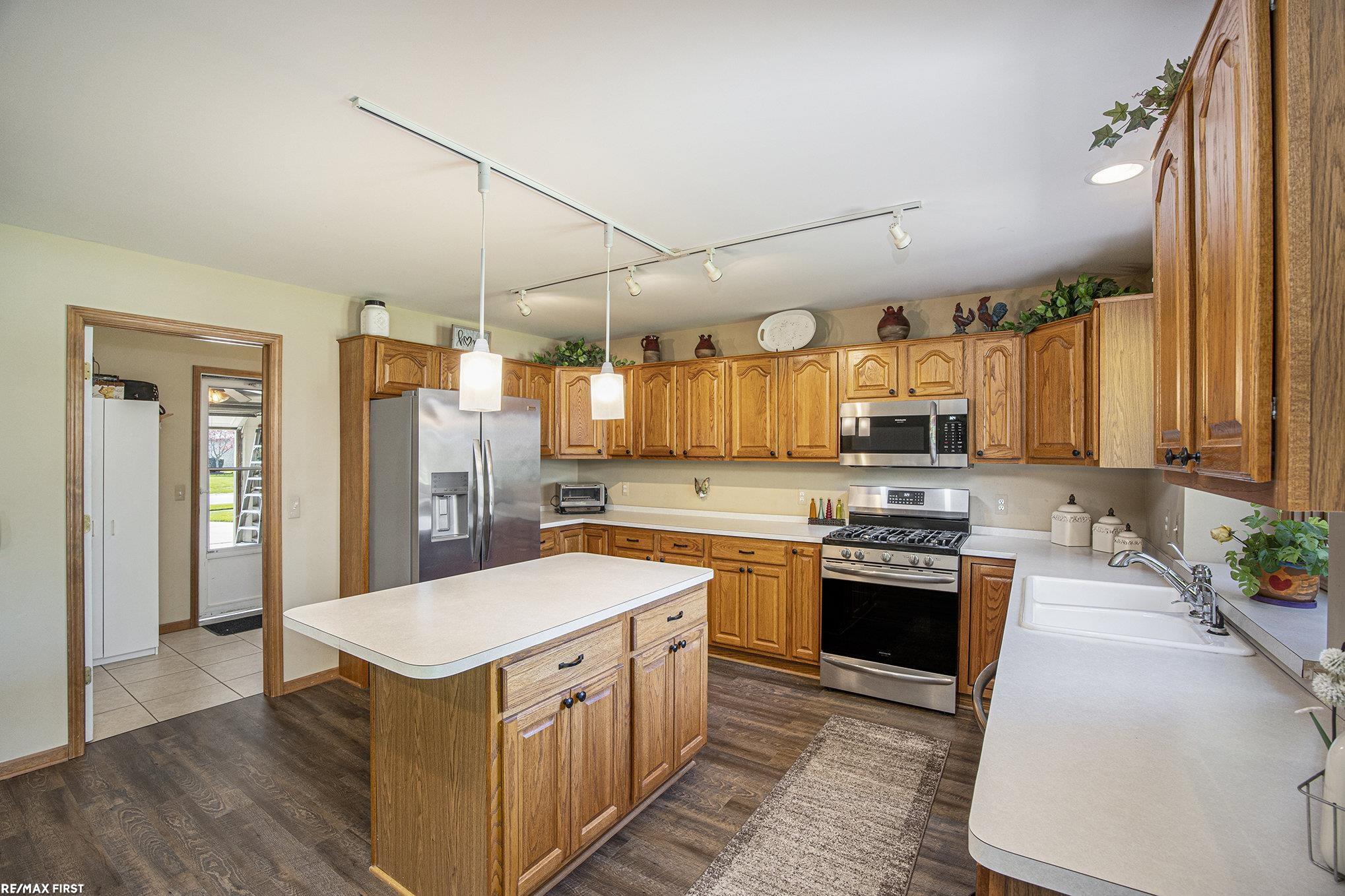 28434 Gamble Road Chesterfield, MI 48047 - Photo 15 of 29