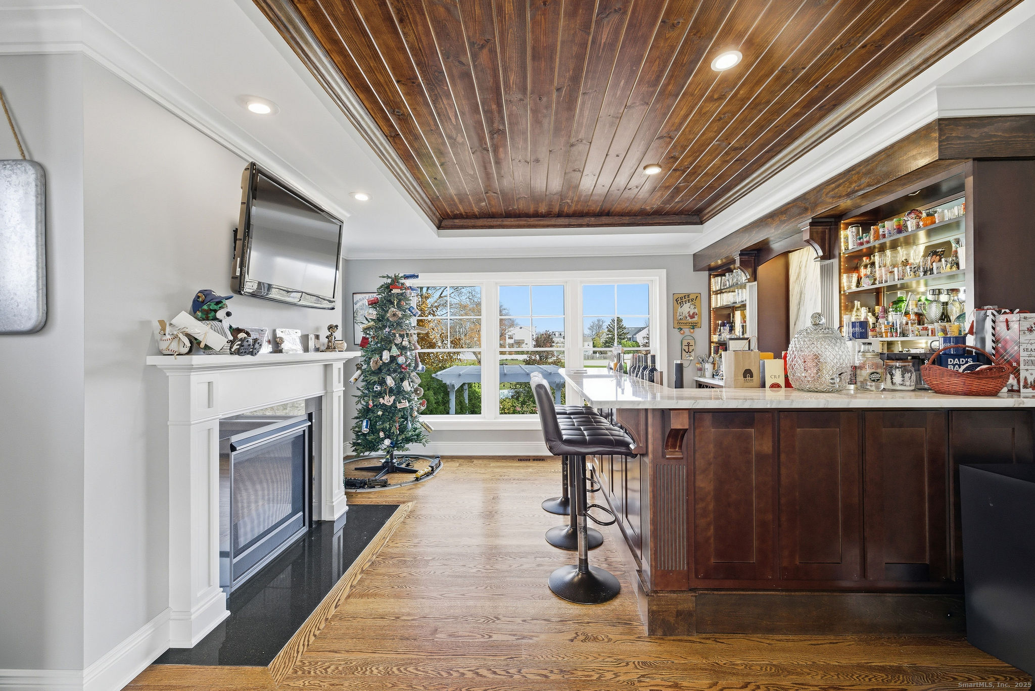 783 Reef Road Fairfield, CT 06824 - Photo 13 of 40