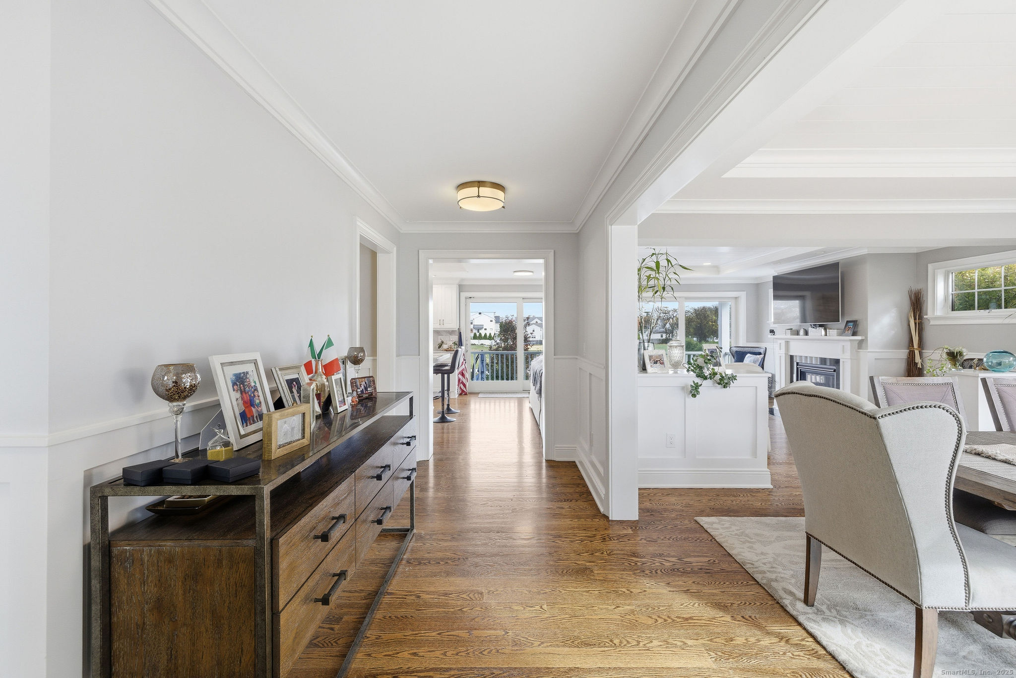 783 Reef Road Fairfield, CT 06824 - Photo 16 of 40