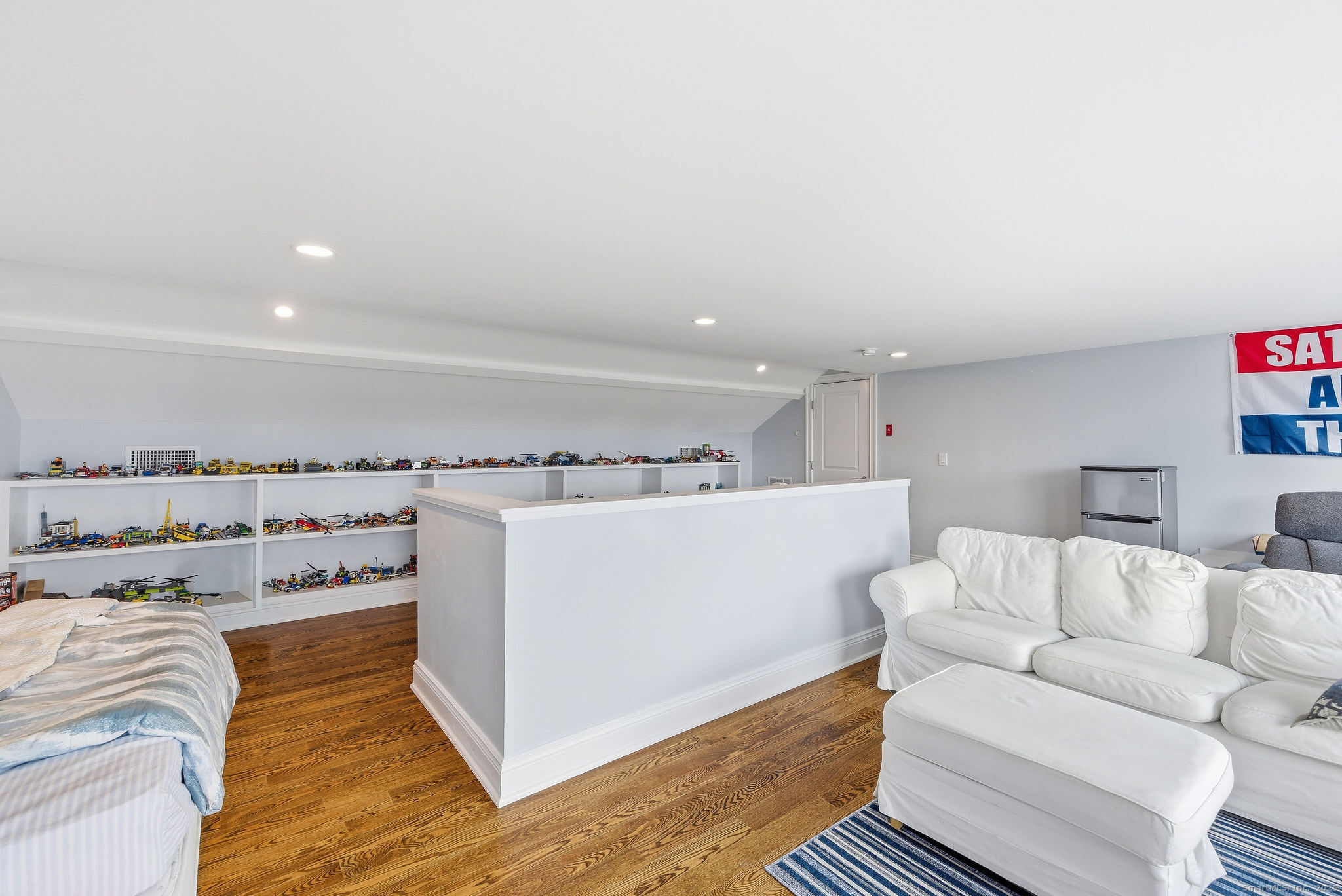 783 Reef Road Fairfield, CT 06824 - Photo 21 of 40