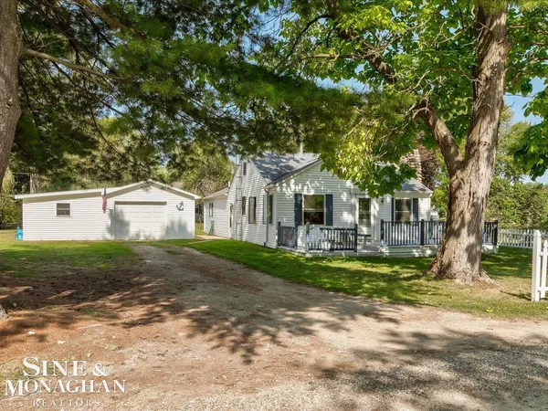 $265,000 | 7205 Dogwood Road, Lexington, MI 48450