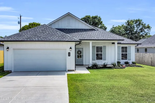 $430,000 | 153 Le Moyne Street, Bay St. Louis, MS 39520