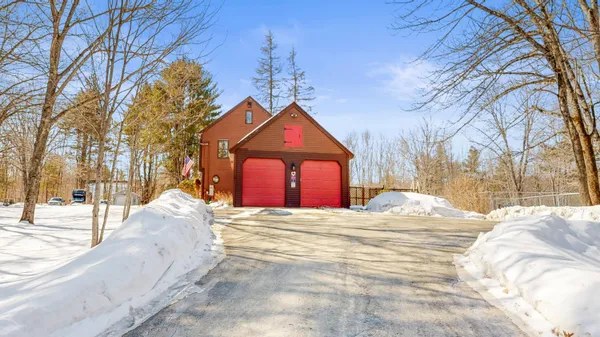 $639,000 | 316 Pond Road, Wayne, ME 04284